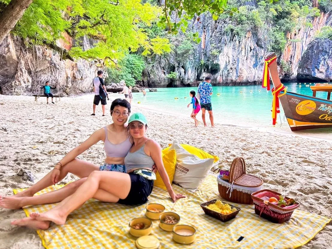 Krabi's Four Islands: A Tropical Gem in Thailand