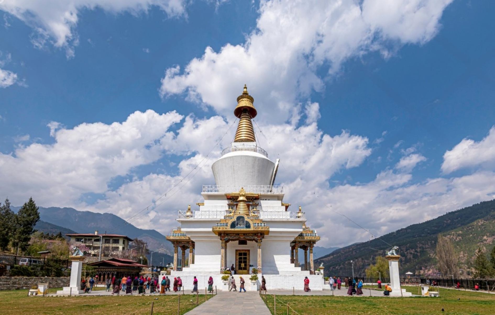 Family Holidays In Bhutan 2025: Kid-Friendly Spots & Scenic Stays With Breakbag’s Hotselling Bhutan Family Holiday Packages 2025