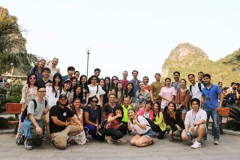 Halong Bay Day Cruise - Small Group Day Tour with Lunch