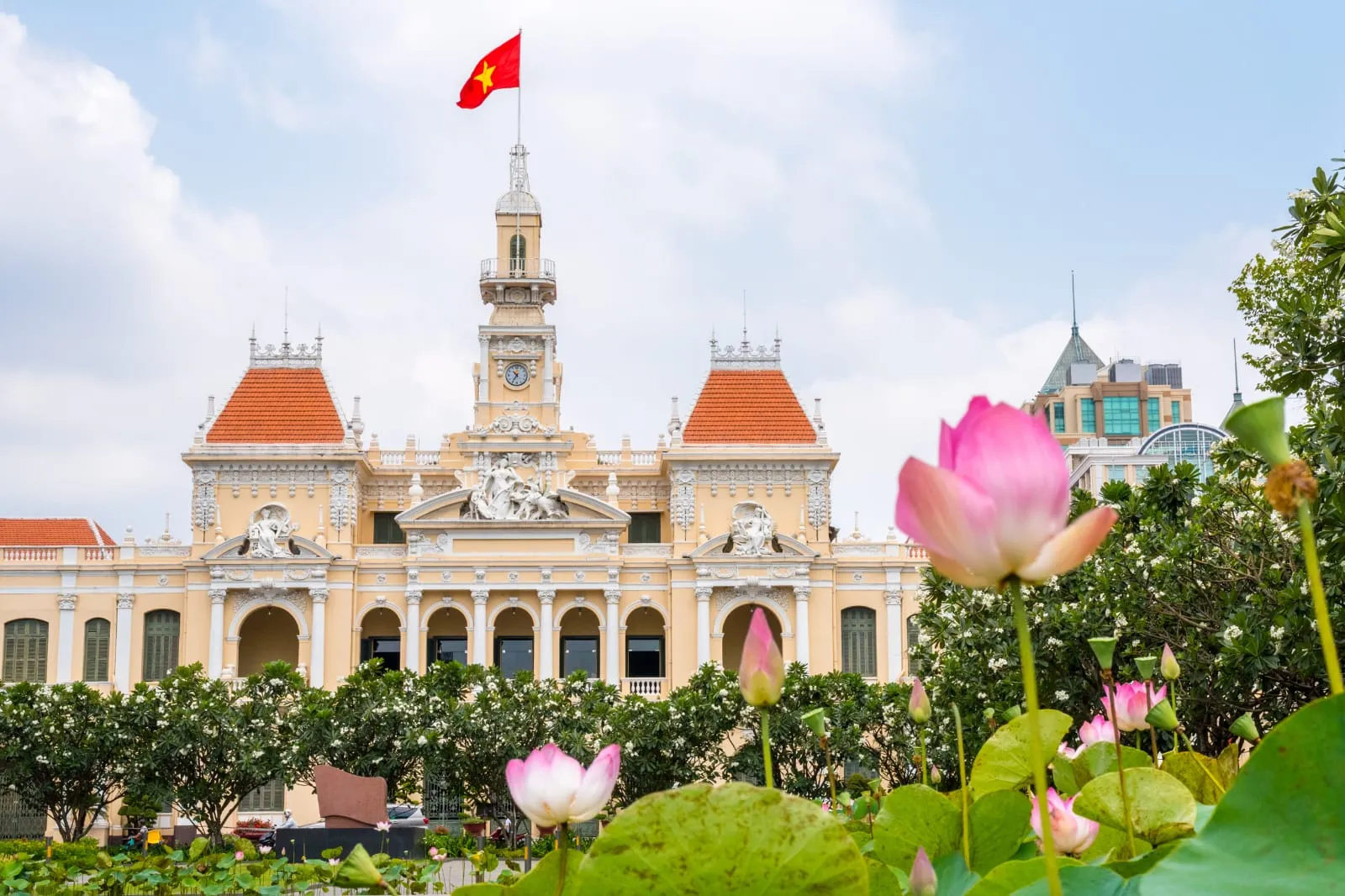 Saigon City Half Day Tour