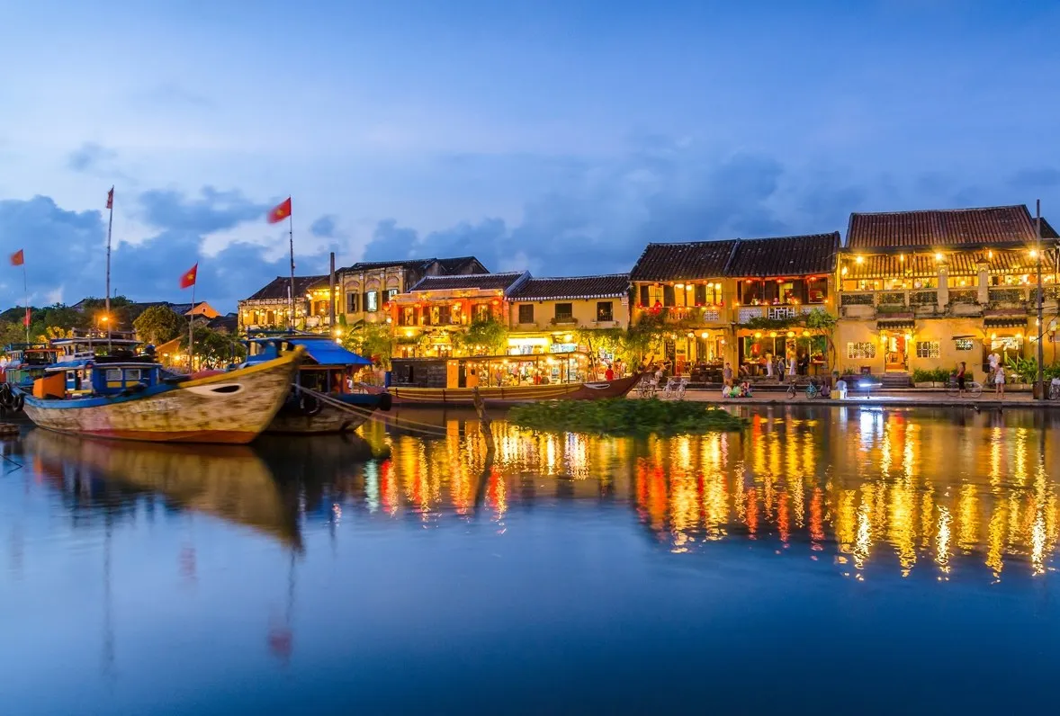 Hoi An to Hanoi: Vietnam’s Ultimate Restaurant Bucket List