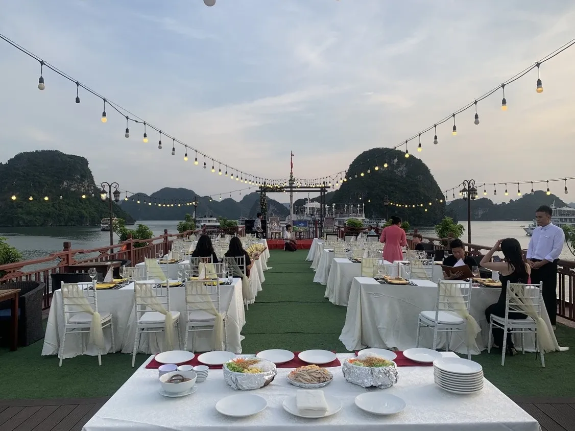 Halong Bay 1N 2D Overnight Cruise
