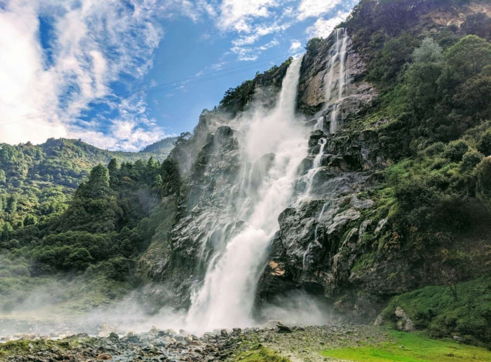 Nuranang Waterfall (Jung Falls) – Arunachal Pradesh’s Majestic Cascade