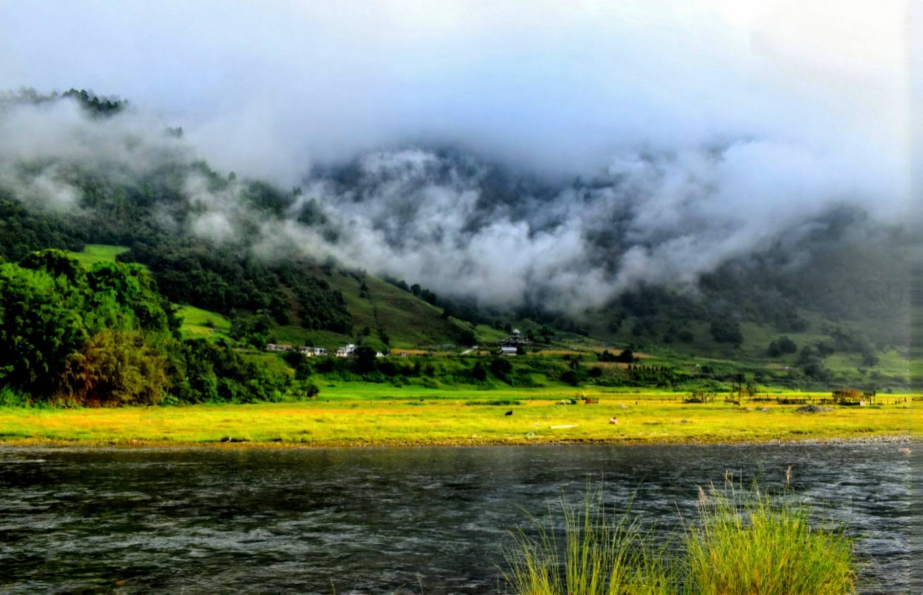 Sangti Valley – A Serene Riverside Escape in Arunachal Pradesh