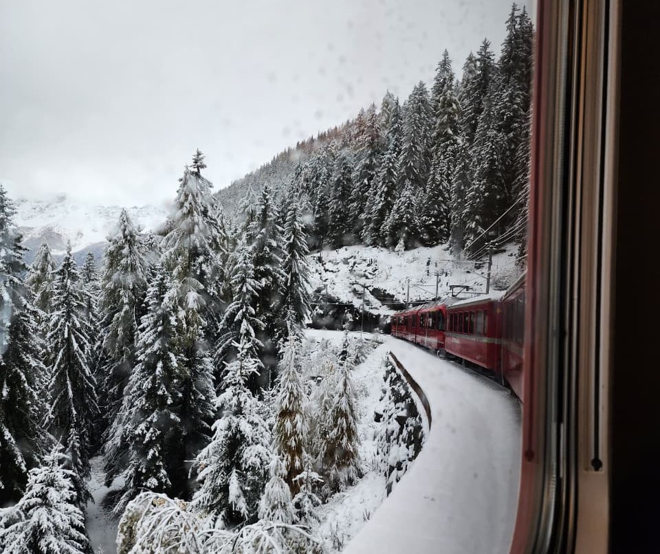 European Extravaganza : 7 Days Europe Trip with Paris (3 Destinations)