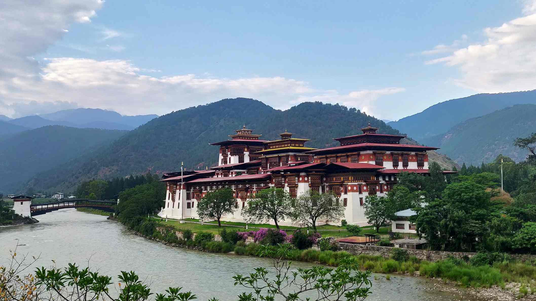Top 15 Best Selling Bhutan Tour Packages In 2026 – Biggest Selling Bhutan Tour Packages from India & Abroad with Flat 45% Discount | Best Selling Bhutan Travel Packages