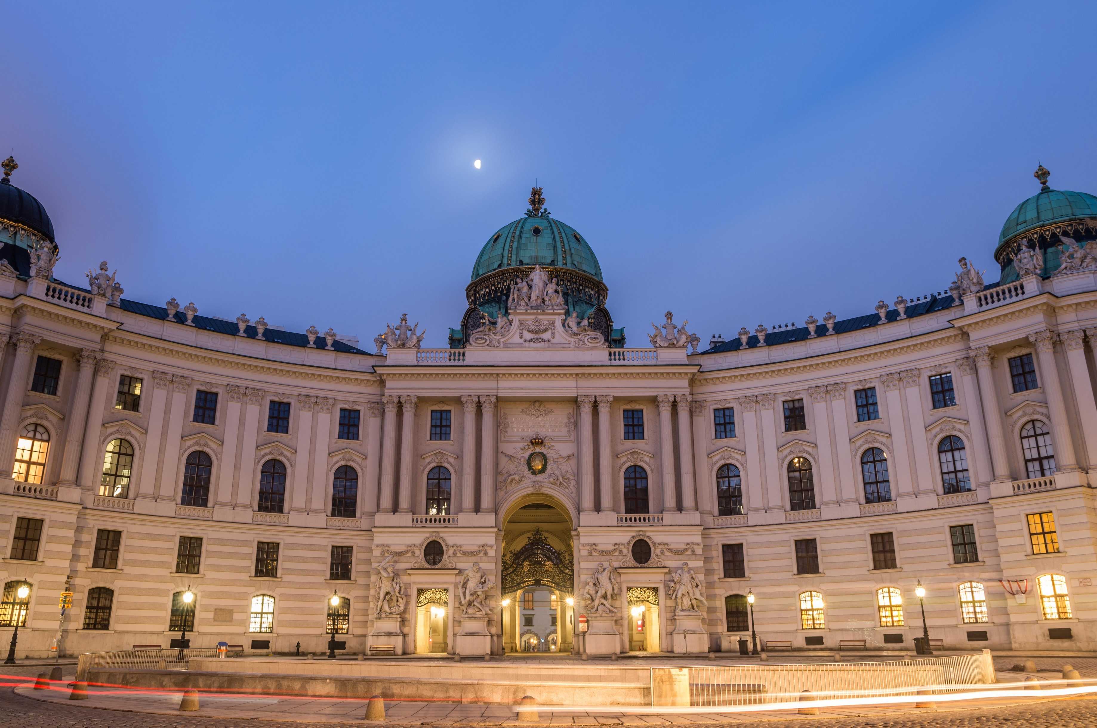 A Piece of Europe : Eastern Europe Group Trip 7 Days (4 Countries)