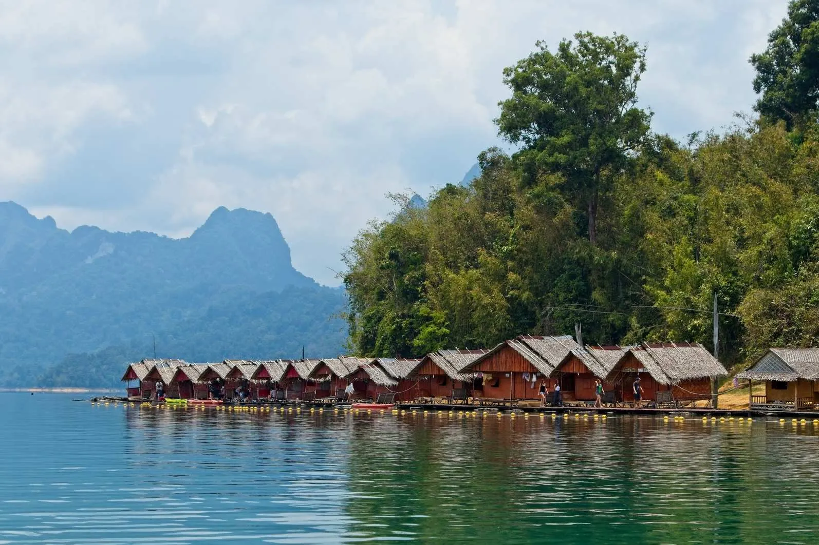 Stay Different: Vietnam’s Best Floating Homestays